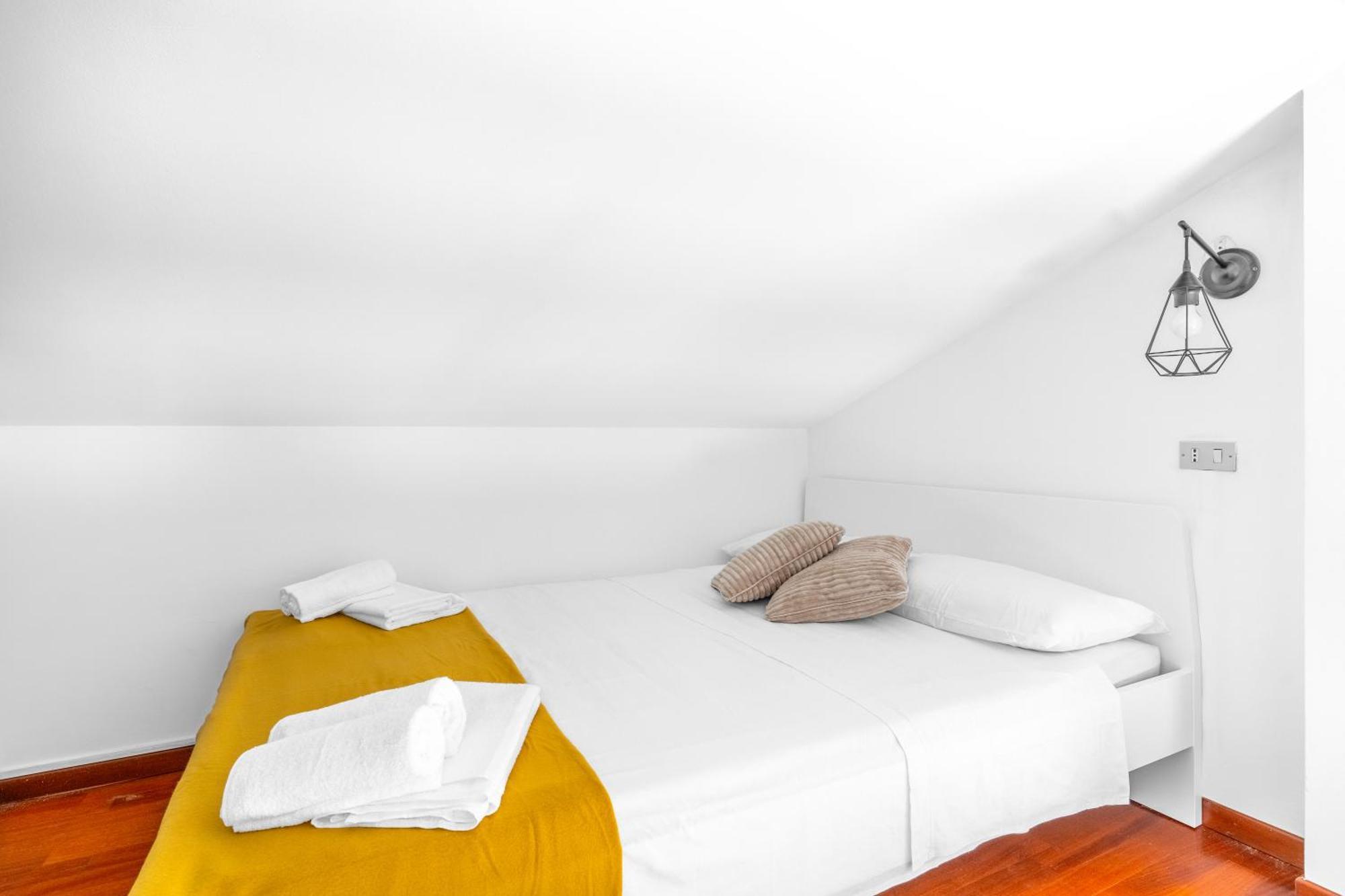 Central Luxurious Apartment Duomo A/C-Wi-Fi Free Milánó Kültér fotó